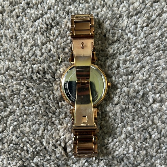 Michael Kors Watch - Picture 3 of 4